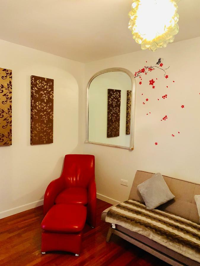 Tapestry Apartment Londen Buitenkant foto